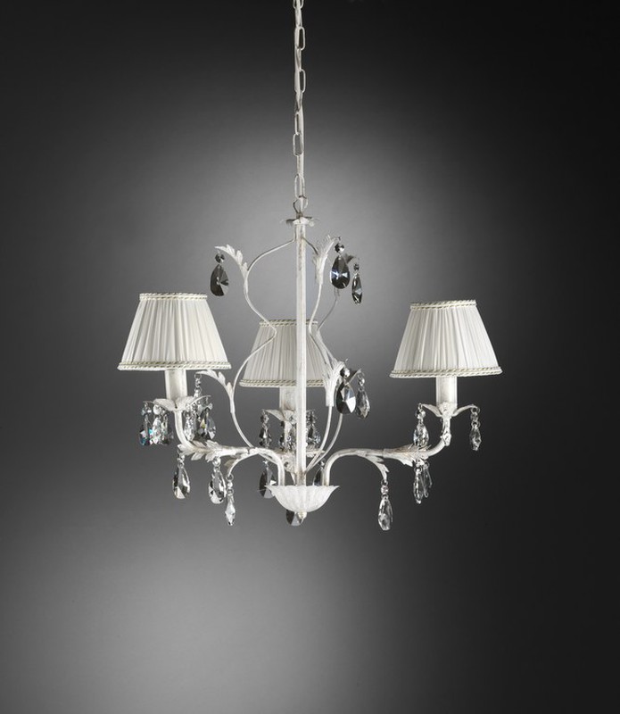 Discover the Elegance of Our Classic Lamps!