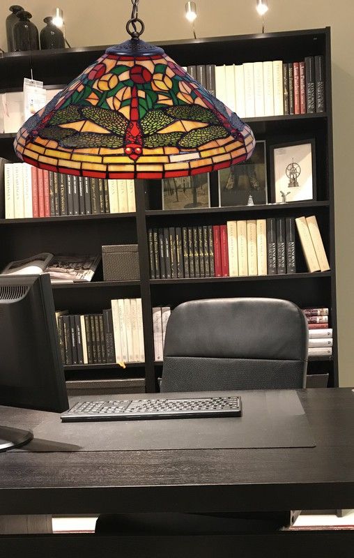 Brief history of Tiffany distribution initiation