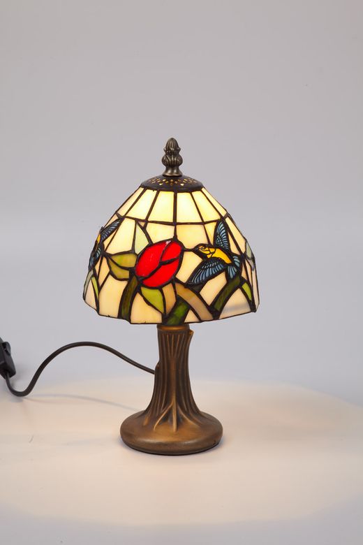 Stylish Gifts for Father's Day: Surprise him with a Unique Tiffany Lamp