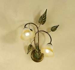 Übernehmen Sie 2 Leuchten der Serie Miranda Onli