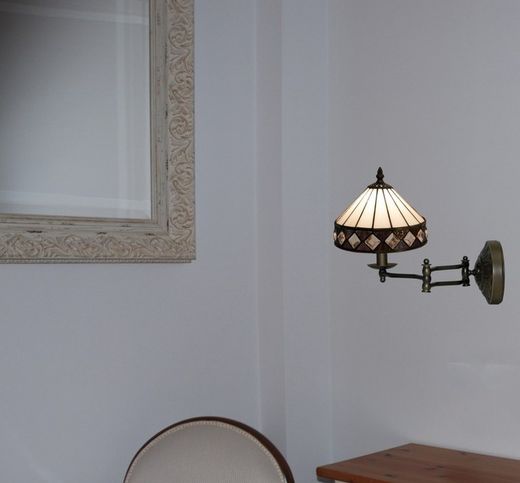 Wandleuchte mit Kugeln Tiffany Ilumina Serie Tiffan und Licht