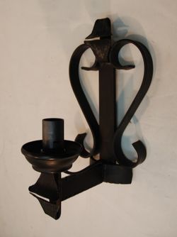 Bewerben in schwarzem Schmiedeeisen