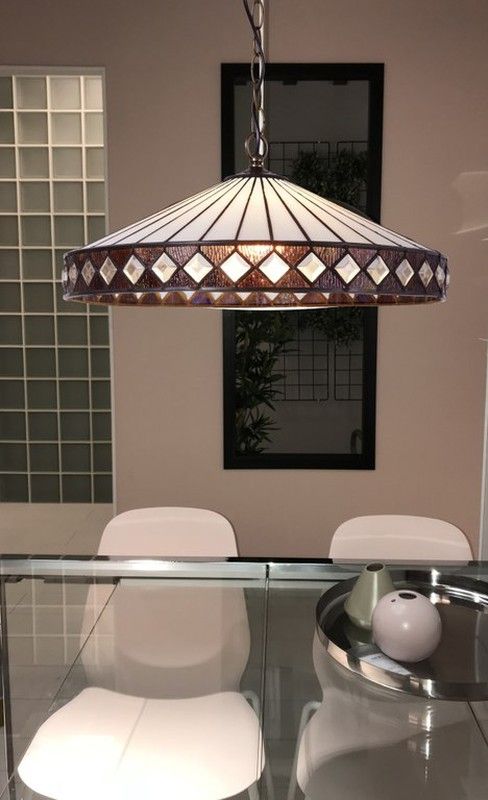 Colgante con cadena Tiffany Serie Ilumina diámetro 45cm de Tiffan y luz