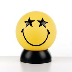 Funny yellow face with stars