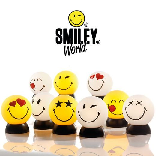 Funny yellow face with stars