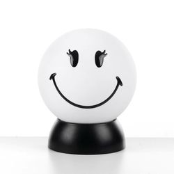 White face with eyelashes