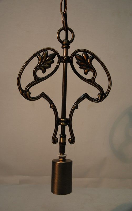 Deckeneinbau mit Gusseisenornament 1 Leuchte E27