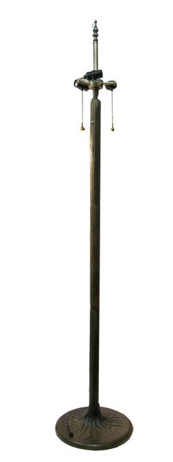 3-light E27 tree floor lamp installation with ON/OFF chain. It also has a foot switch.