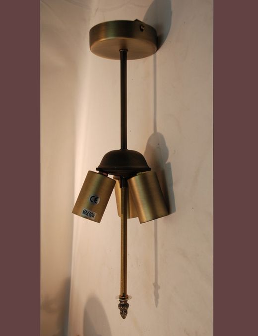 Instalación plafón bajo de techo 3 luces. Para pantallas diámetro 30cm