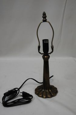 Tree tabletop installation 1 light E14 for lampshade diameter 20cm