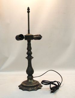 Instalación sobremesa artistico 2 luces para pantalla diámetro 30cm