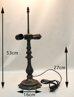 Instalación sobremesa artistico 2 luces para pantalla diámetro 30cm