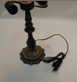 Instalación sobremesa artistico 2 luces para pantalla diámetro 30cm