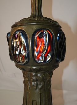 Tabletop installation with glass and interior light 2+1 E27 lights for lampshade diameter 40cm