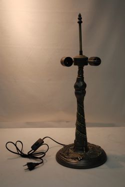 Instalación sobremesa mayor con mosaico 2 luces para pantalla diámetro 40cm