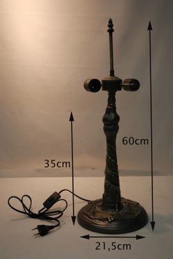 Instalación sobremesa mayor con mosaico 2 luces para pantalla diámetro 40cm