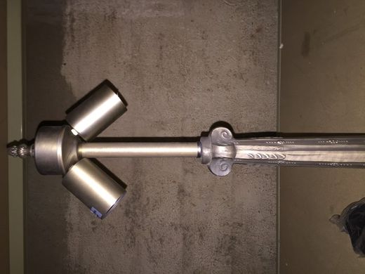 Instalación sobremesa mayor forma árbol 2 luces E27 para pantalla mínimo diámetro 40cm