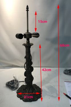 Instalación sobremesa mayor forma árbol con hojas 2 luces para pantalla mínimo diámetro 40cm