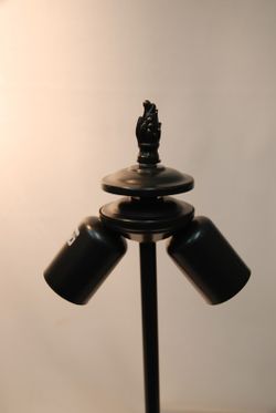 Instalación sobremesa mediano forma pentágono 2 luces E27 para pantalla diámetro 30cm