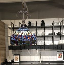 Pendelleuchte mit Tiffany-Ornament Durchmesser 30 cm Belle Epoque Serie Tiffan und Licht