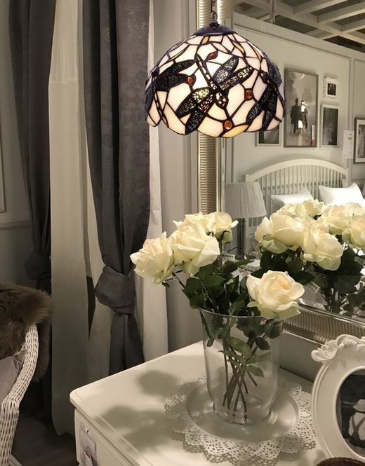 Lámpara Colgante con Cadena Tiffany Serie Pedrera Diámetro 20cm Tiffan y Luz