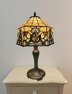 Lámpara de mesa Serie Hexa d.30cm con base zinc