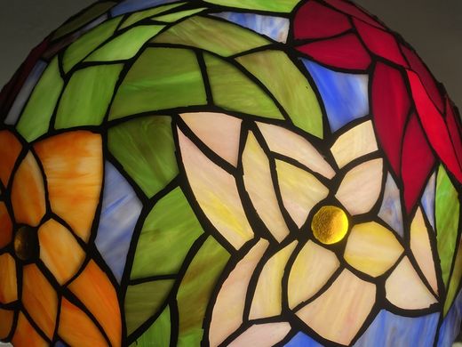 Tiffany Guell Serie Tischlampe Baumsockel Durchmesser 40cm Tiffan und Licht