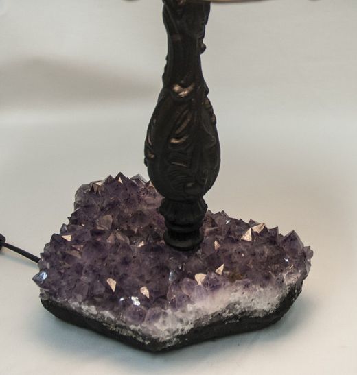 Base Tischlampe mit Amethystquarz Tiffany Belle Rouge Serie Durchmesser 30cm Tiffan und Licht