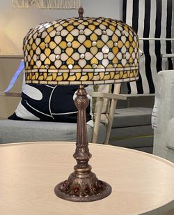 Table Lamp frame with red glass opaline Tiffany Queen Series Diameter 45m Tiffan and Light