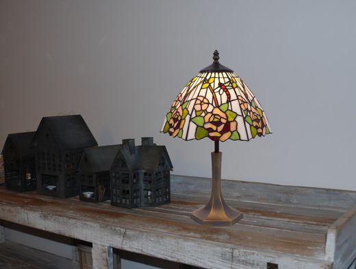 Tiffany portable table lamp diameter 30cm Tiffan and light