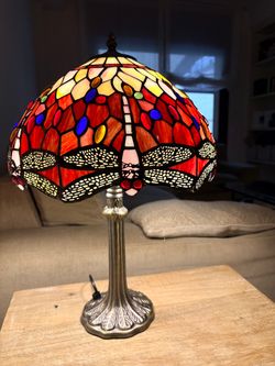 Tiffany Tischlampe Serie Belle Rouge Durchmesser 30cm Tiffan und Licht