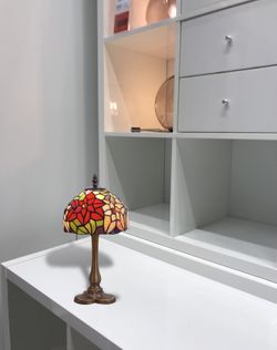 Tiffany Table Lamp Series Güell Diameter 20cm Tiffan and Light
