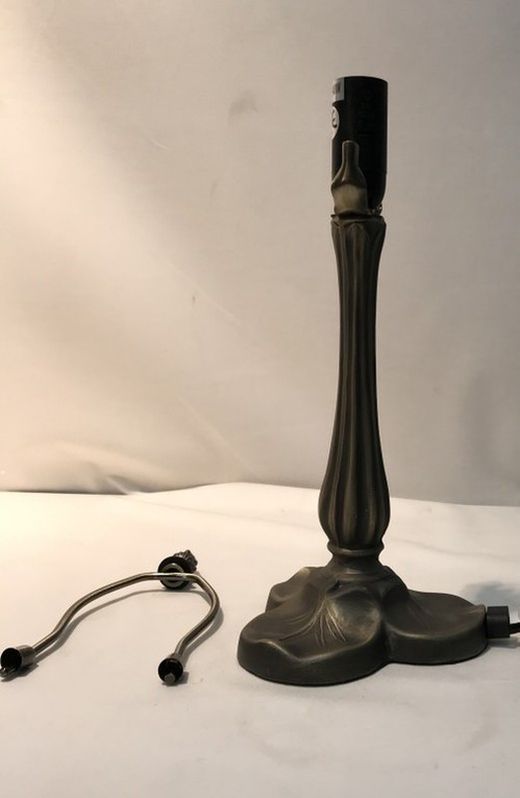 Tiffany Table Lamp Series Güell Diameter 20cm Tiffan and Light