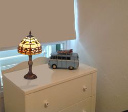Tiffany Table Lamp Ivory Series Diameter 20cm Tiffan and Light