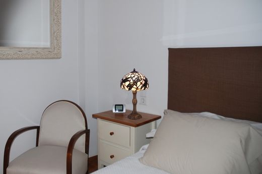 Tiffany Table Lamp Series Pedrera Diameter 20cm Tiffan and Light