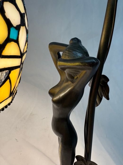 Tiffany Table Lamp Queen Series Diameter 20cm Tiffan and Light