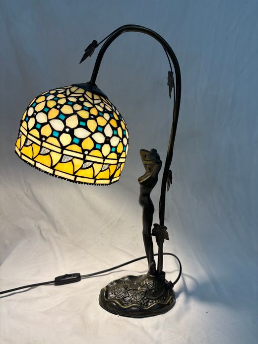 Tiffany Table Lamp Queen Series Diameter 20cm Tiffan and Light