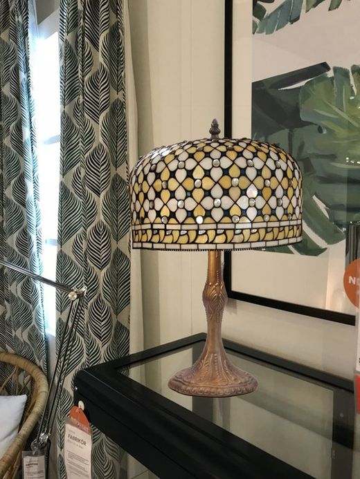 Tiffany Tischlampe Queen Serie Durchmesser 30cm Tiffan und Licht