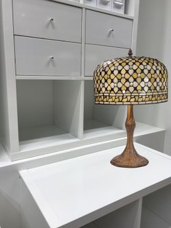 Tiffany Tischlampe Queen Serie Durchmesser 30cm Tiffan und Licht