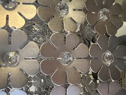 Lámpara rectangular en flores de aluminio Largo 70cm Serie Lina