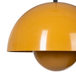 Orangefarbene Metall-Deckenleuchte 30 x 30 x 22 cm