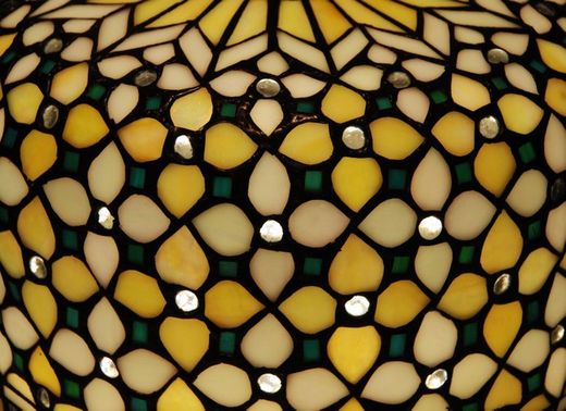 Tiffany Screen Queen Series diameter 45 cm.