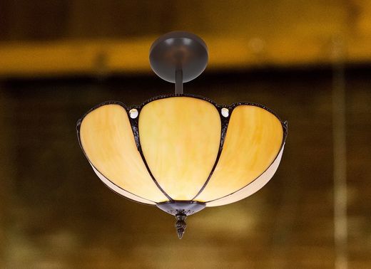 Luminária de teto baixo Virginia Series diâmetro 45cm de "Tiffan and light"