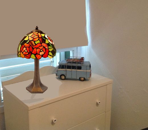 Sobremesa base de foma con pantalla  Tiffany diámetro 30cm