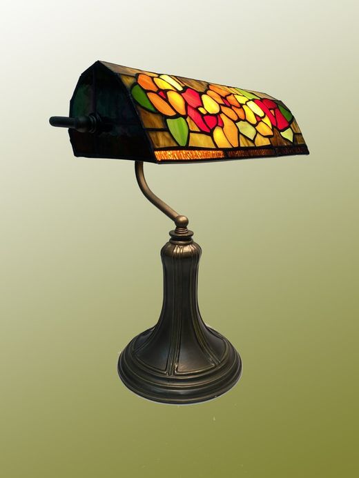 Sobremesa despacho banker pantalla Tiffany Serie Gaudi