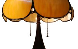 Größere Tischlampe mit Tiffany Lampenschirm Serie Virginia Durchmesser 45cm