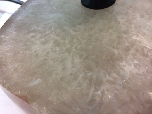 Sobremesa mediano Tiffany diámetro 30cm Serie Queen con base ágata clara de "Tiffan y luz"