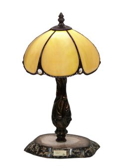 Sobremesa menor con base ágata pantalla Tiffany diámetro 20cm Serie Virginia de "Tiffan y luz"