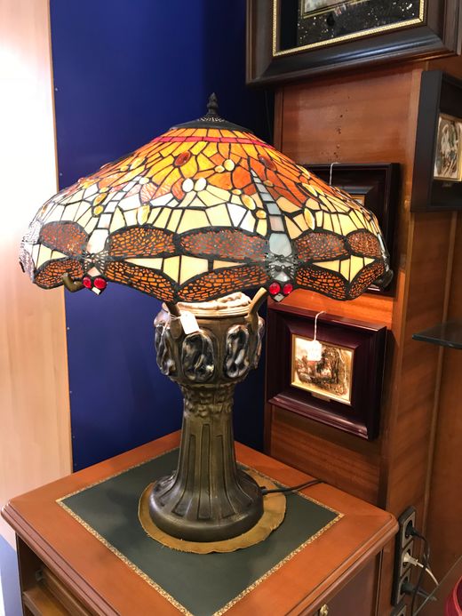 Sobremesa Tiffany Serie Belle Amber diámetro 54cm